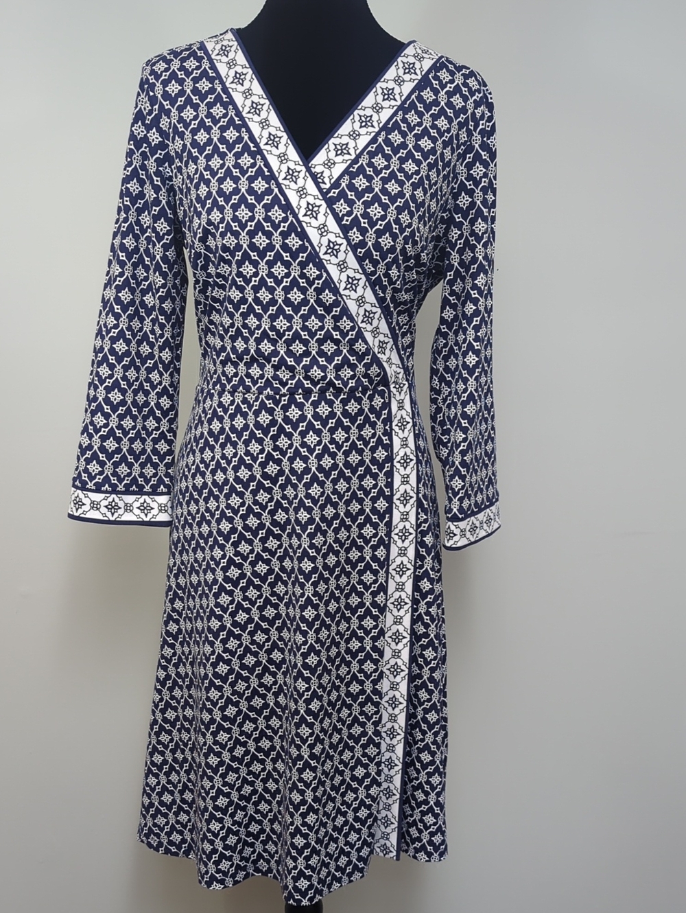 Talbots Navy White Faux Wrap Jersey Dress Size M Geometric Print